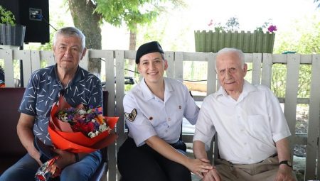Uzunköprü’de jandarmadan 101 yaşındaki Şaban Atay’a ziyaret
