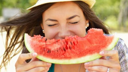 Yaz meyvelerine dikkat! Şeker tehlikesi!