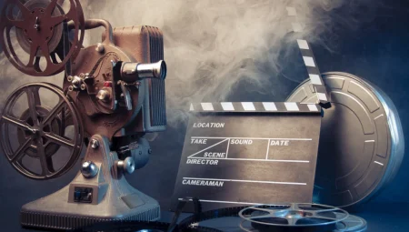 Bakan Ersoy duyurdu… Emeklilere sinema yüzde 30 indirimli