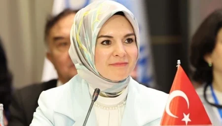 Bakan Göktaş: “Yaşlı ve engelli aylıklarını hesaplara yatırıyoruz”