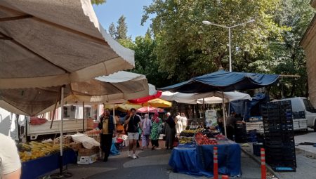 Bursa Muradiye Pazarına yoğun ilgi