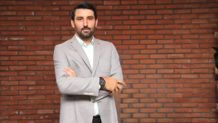 Ekrem Erdem:  Uluslararası arenada da ses getiren projelere imza atmayı  hedefliyoruz       