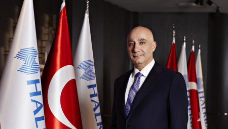 Halkbank ilk yarıda 2,6 trilyon TL aktif büyüklüğe ulaştı