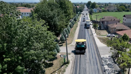 Sakarya’da Eski Ankara Yolu’nun çehresi değişiyor