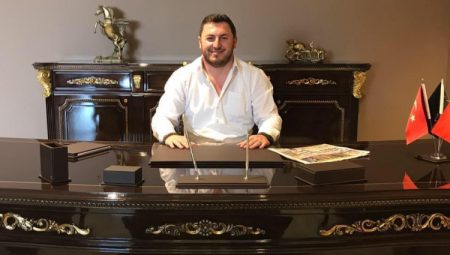 Yeniehir Kocataş’taki Türk bayrağı yenilendi