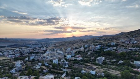 Yeşilli’de sıcaklar 46 dereceyi buldu