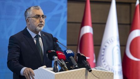 Bakan Işıkhan: İstihdam sayımızı, zelzele öncesi devrin üstüne taşıdık