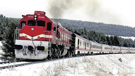 Kış geri geliyor..Nisan karlı başladı