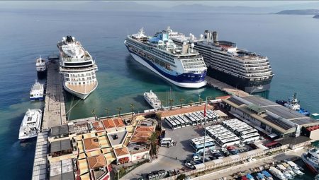 Kuşadası’nda kruvaziyer hareketliliği sürüyor