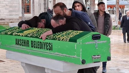 Marketteki yangında ölen 5 yaşındaki Muhammed gözyaşları içinde toprağa verildi