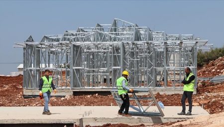 Çelik binalar zelzeleye dayanıklılığı ve süratli inşa edilebilmesiyle öne çıkıyor