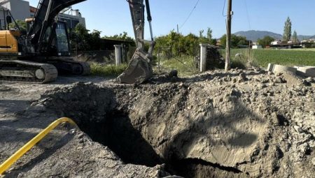 Muğla’da göçük altında kalan personel öldü