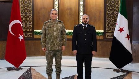 Son dakika: MSB’den Suriye’ye kritik ziyaret! Askerî iş birliği ve uyum hususları ele alındı