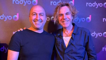 Soner Arıca: Benimle birlikte söylüyorlar müzikleri şaşırıyorum