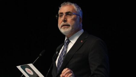Bakan Işıkhan: Sağlıklı ve inançlı bir çalışma hayatı temel gayemizdir