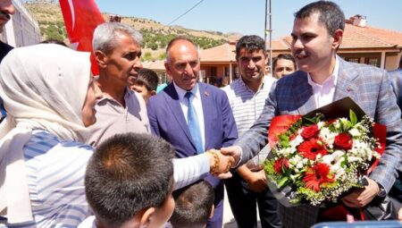Bakan Kurum’a Zey Köyü’nden teşekkür: ‘Koskoca bir dağ delindi, bir kent merkezi açıldı’