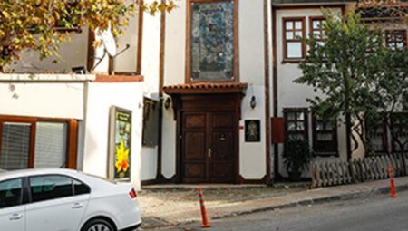 Çınar Memleketler arası Kültür ve Sanat Derneği’nden 4. stant