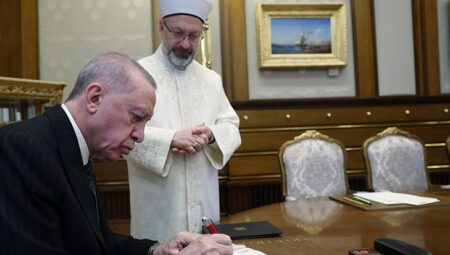 Cumhurbaşkanı Erdoğan’dan Türkiye Diyanet Vakfı’na kurban bağışı