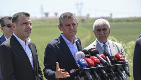 Özgür Özel Ekrem İmamoğlu’nu Silivri’de ziyaret etti