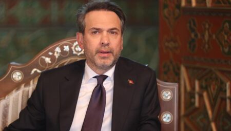 Suriye’ye elektrik ve doğal gaz ihracatı! Bakan Bayraktar detayları açıkladı