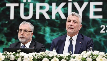 Ticaret Bakanı Bolat: Türkiye üretimini ve ihracatını artırmaya devam ediyor