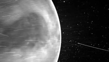 Uzmanlar uyarıyor: Venüs’ün asteroidleri Dünya’ya çarpabilir